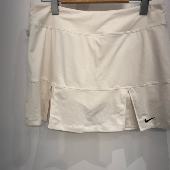 NIKE tennis skirt white size medium - Picture 8 of 8